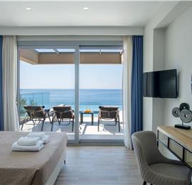 3 bedroom villa with pool & sea views, Agios Mathaios, sleeps 6